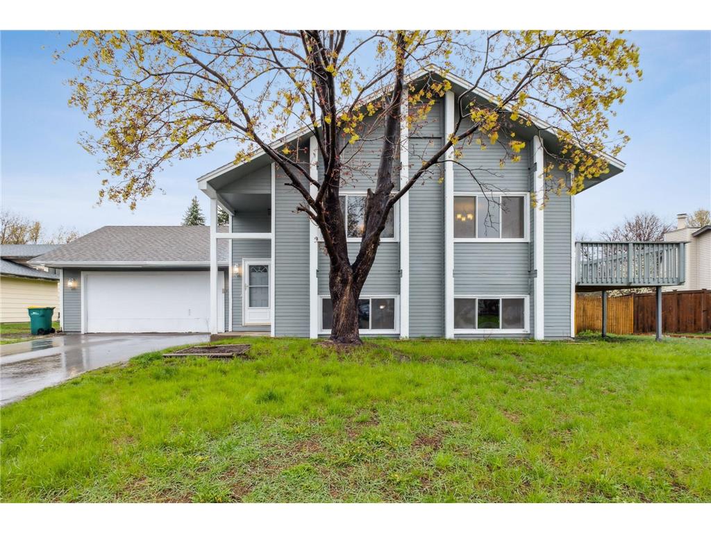 8373 Queen Court N Brooklyn Park MN 55444 6527473 image1