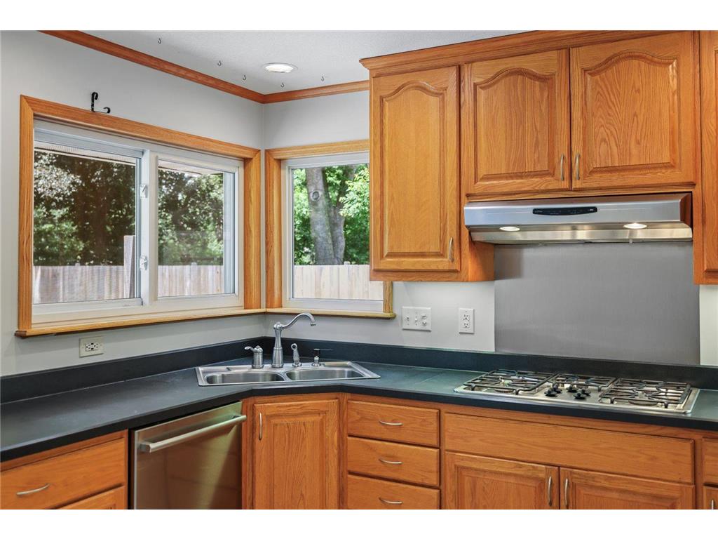 8378 Groveland Road Mounds View MN 55112 7095908 image10