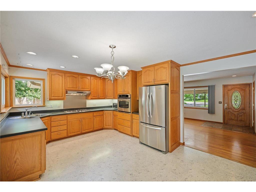 8378 Groveland Road Mounds View MN 55112 7095908 image13