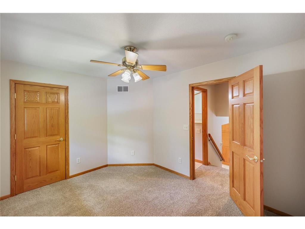 8378 Groveland Road Mounds View MN 55112 7095908 image14