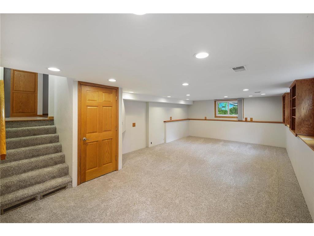 8378 Groveland Road Mounds View MN 55112 7095908 image19