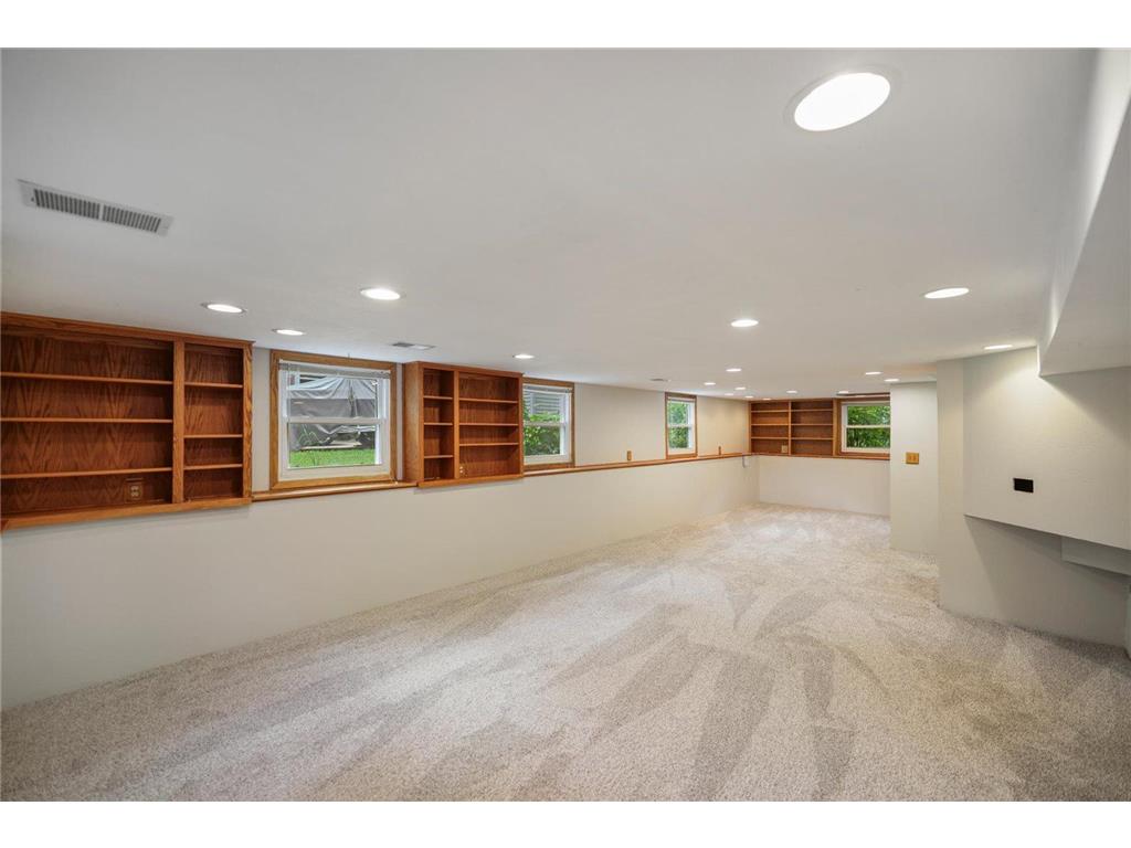 8378 Groveland Road Mounds View MN 55112 7095908 image21