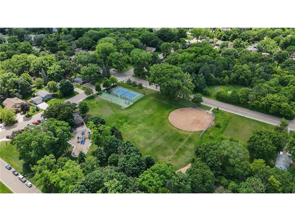 8378 Groveland Road Mounds View MN 55112 7095908 image39