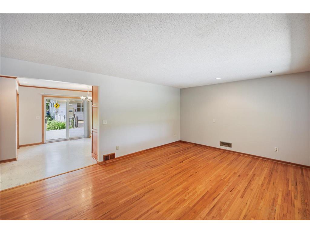 8378 Groveland Road Mounds View MN 55112 7095908 image7