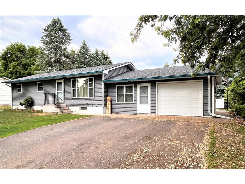 838 Central Drive W, Braham, MN, 55006 MLS 6396770 Edina Realty