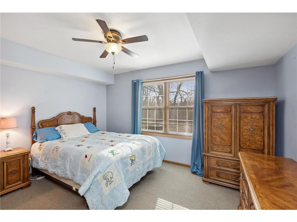 838 Ivy Lane, Eagan, MN, 55123 MLS 6484125 Edina Realty