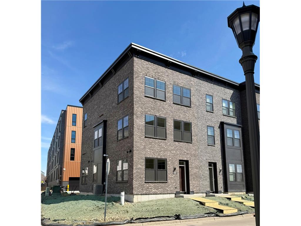 838 Woodlawn Avenue Saint Paul MN 55116 7081409 image1