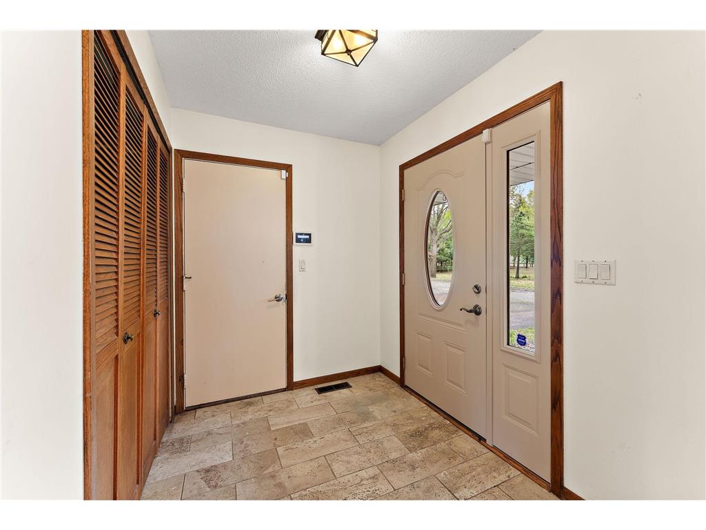 8381 Annalisa Path Inver Grove Heights MN 55077 7066100 image10