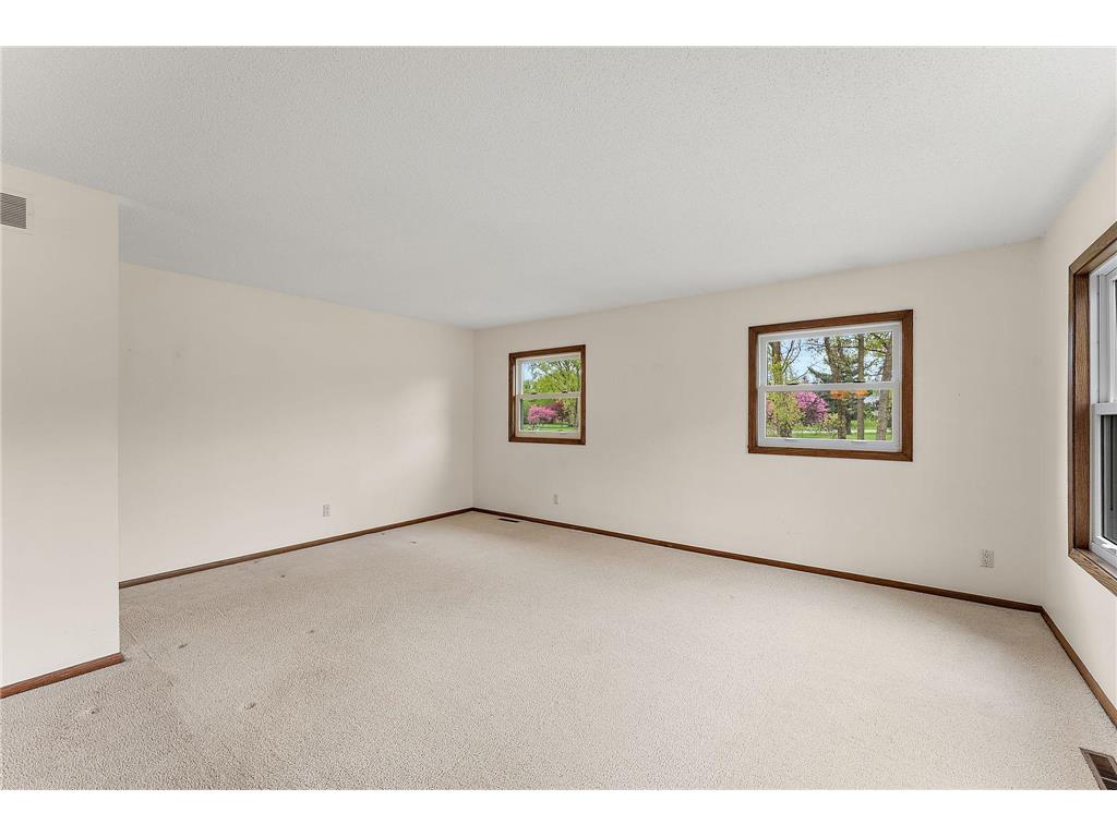 8381 Annalisa Path Inver Grove Heights MN 55077 7066100 image18