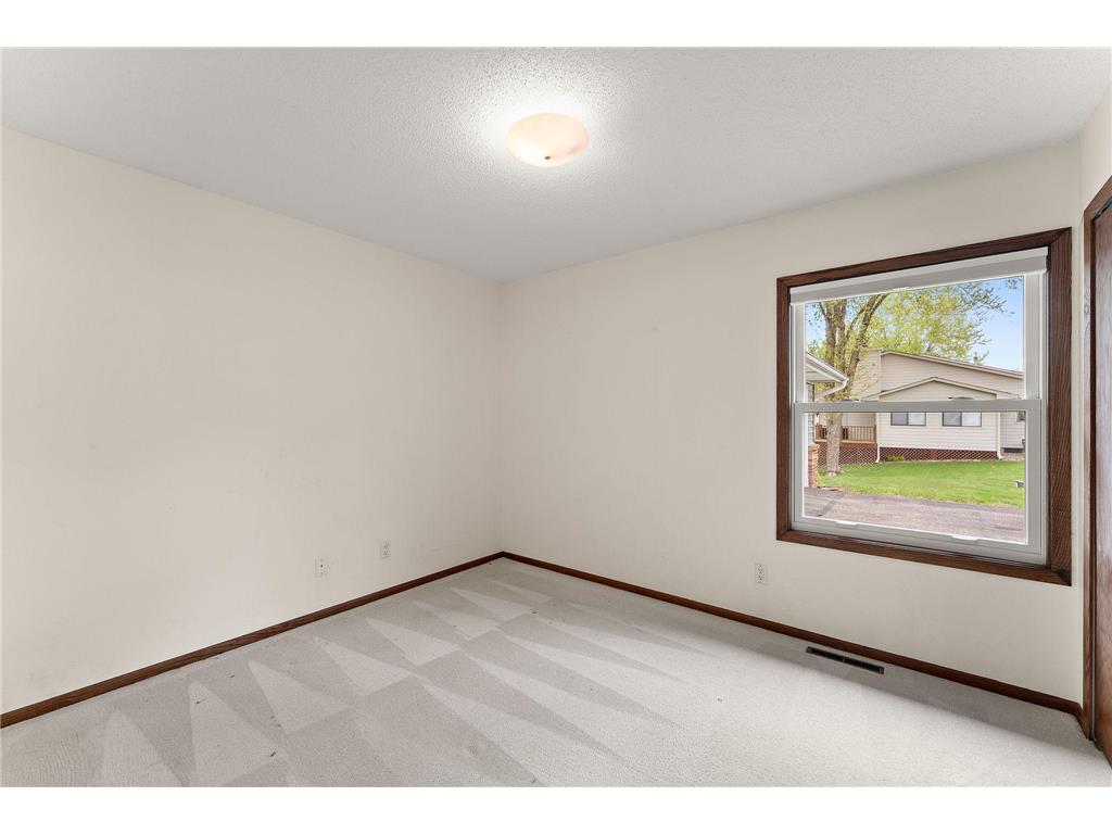 8381 Annalisa Path Inver Grove Heights MN 55077 7066100 image29