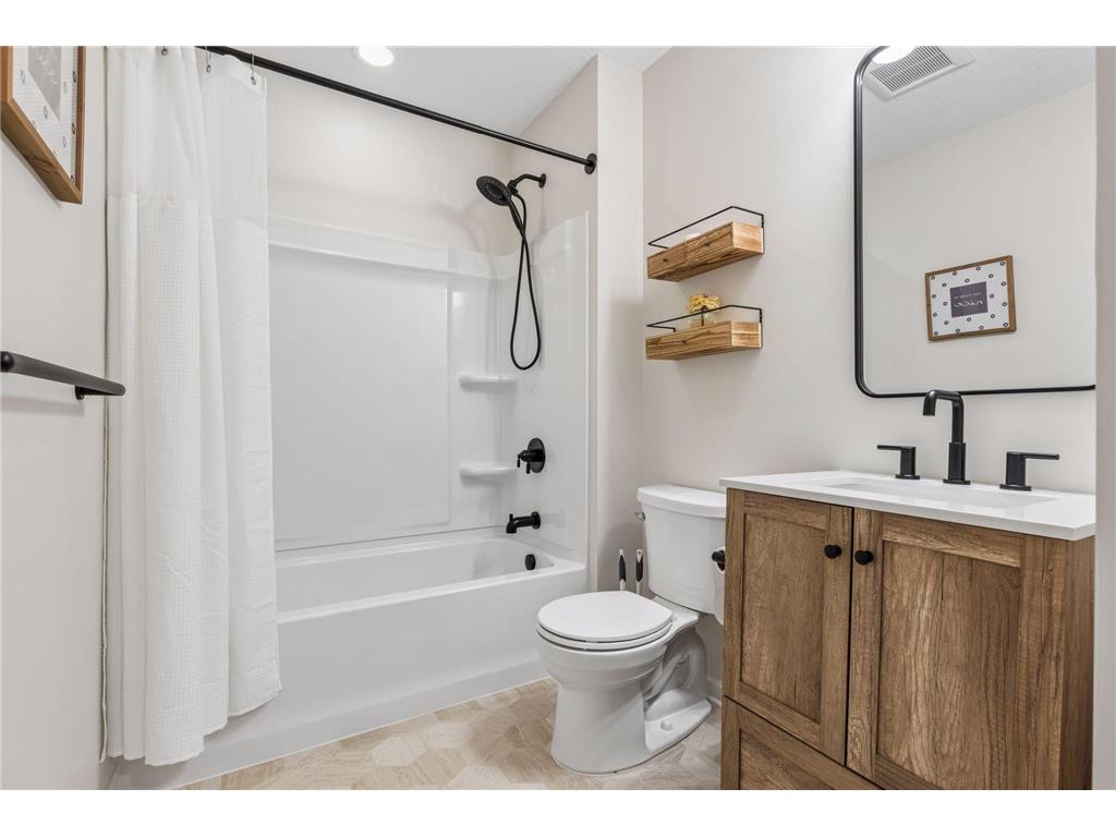 8387 Marylane Avenue N Stillwater MN 55082 7066195 image38