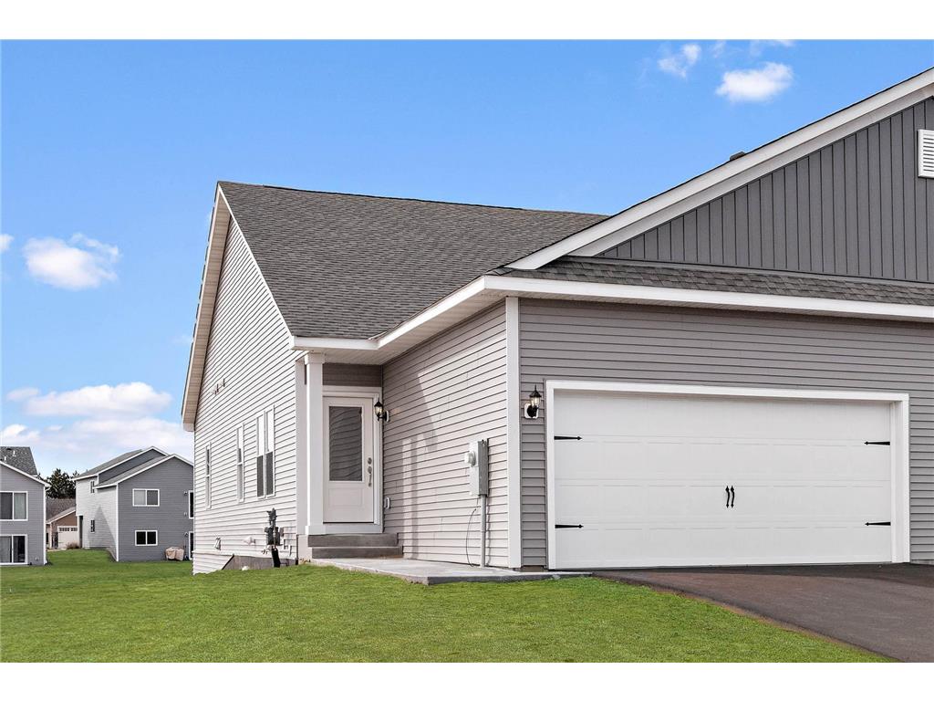 8389 Cherry Street Clear Lake MN 55319 6554048 image1