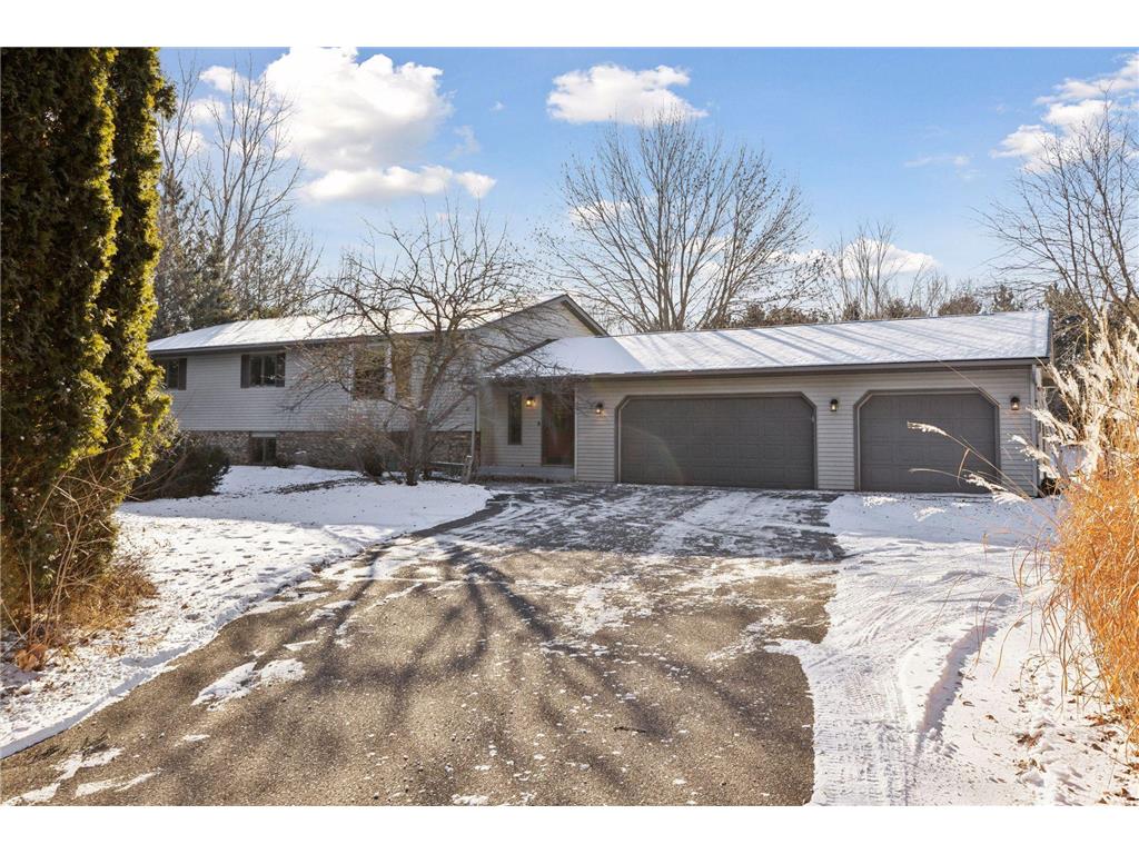 839 Moonbeam Road W Hudson WI 54016 6650902 image1