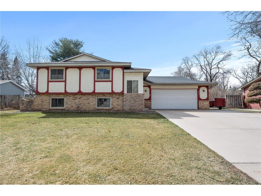 8392 Fairchild Avenue Mounds View MN 55112 6518137 image1