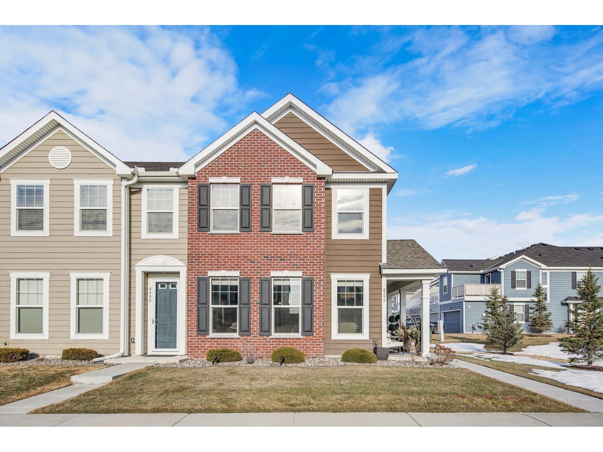 8398 Jonquil Lane N, Maple Grove, MN 55369 MLS 5714405 Edina Realty