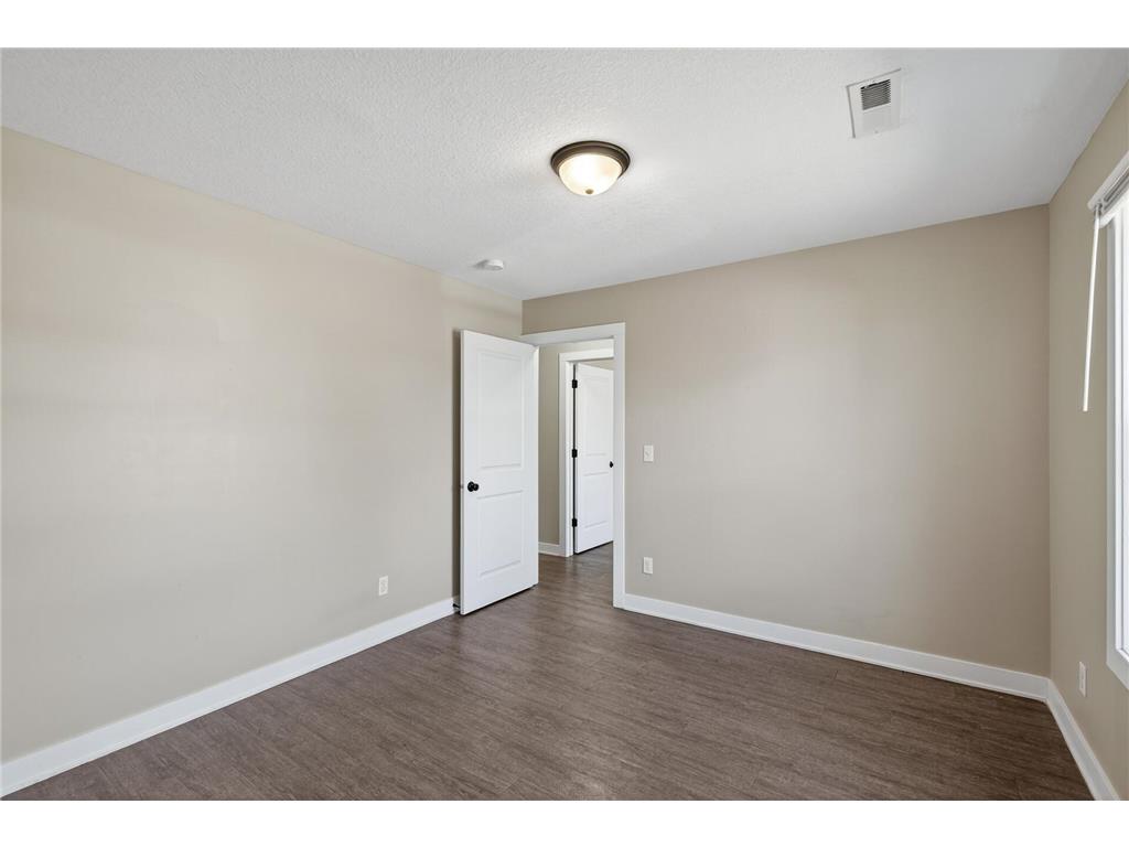 84 Curtice Street E Saint Paul MN 55107 7039169 image10