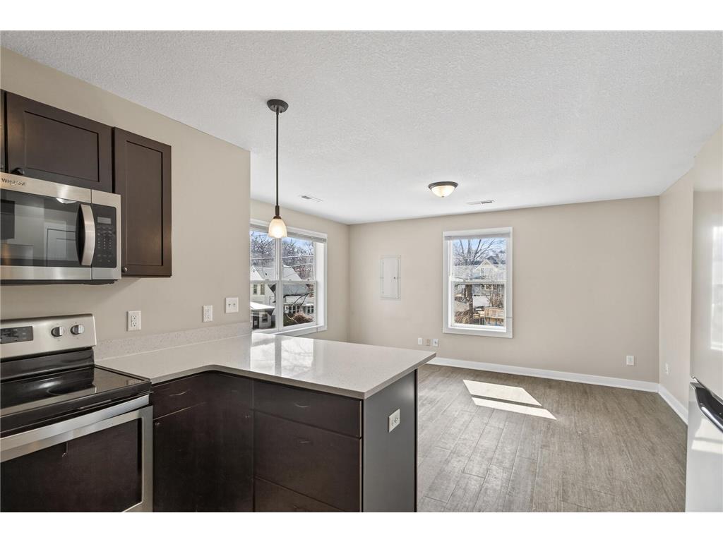 84 Curtice Street E Saint Paul MN 55107 7039169 image4