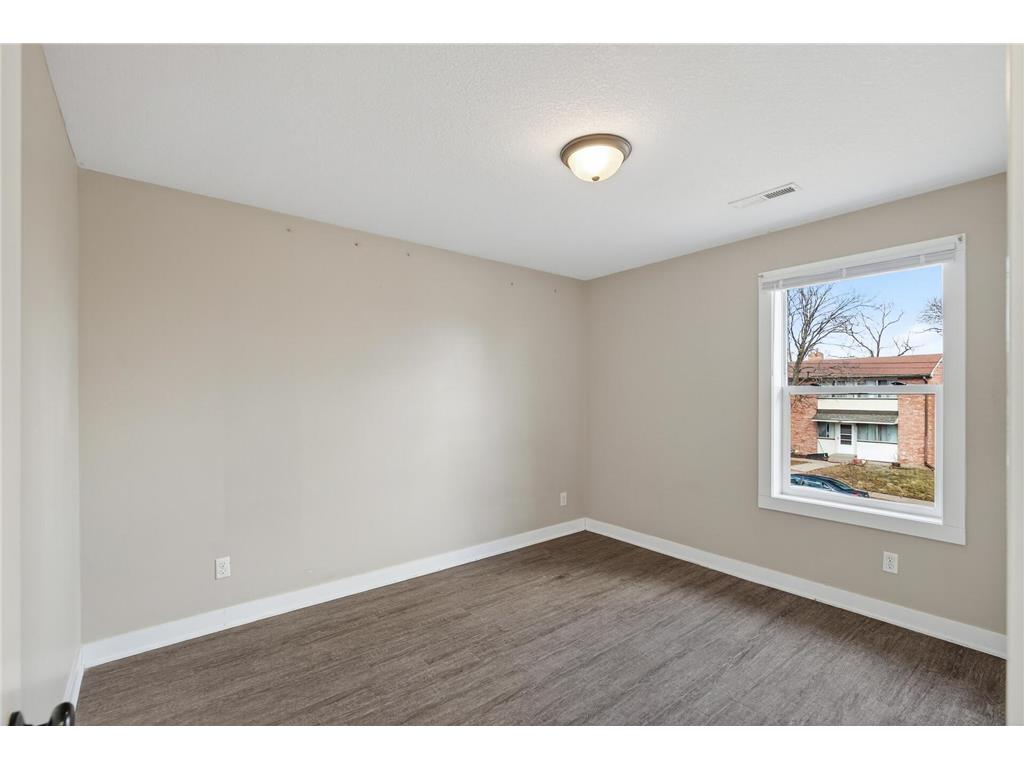 84 Curtice Street E Saint Paul MN 55107 7039169 image7