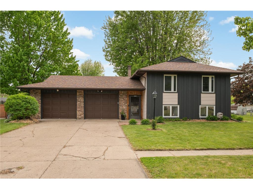 840 Cortland Drive Apple Valley MN 55124 7071725 image1