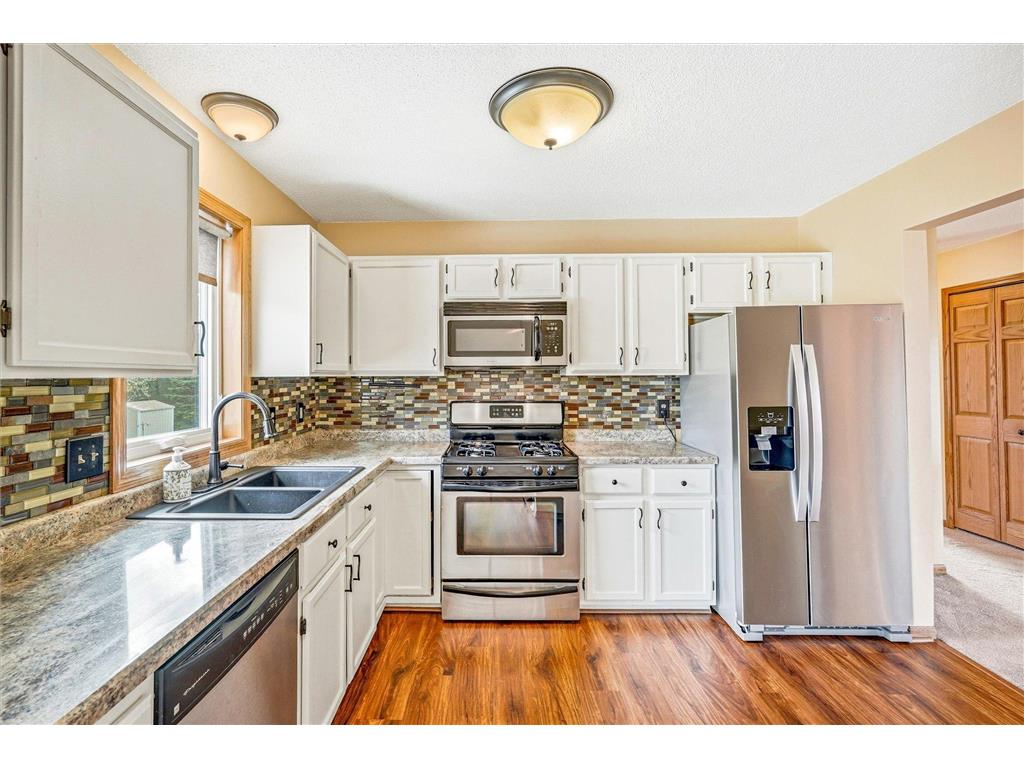 840 County Road D East Little Canada MN 55109 7062663 image13