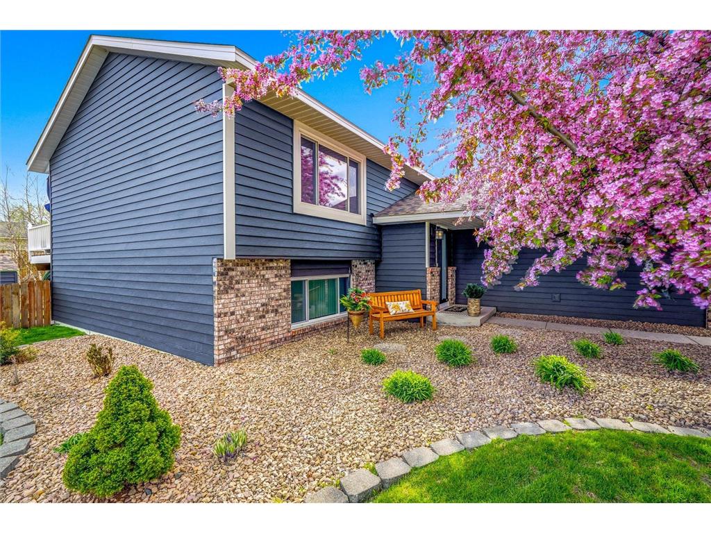 840 County Road D East Little Canada MN 55109 7062663 image2