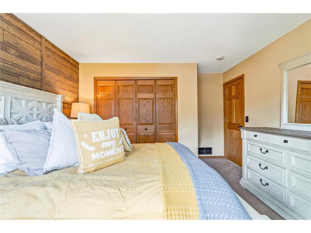 840 County Road D East Little Canada MN 55109 7062663 image21