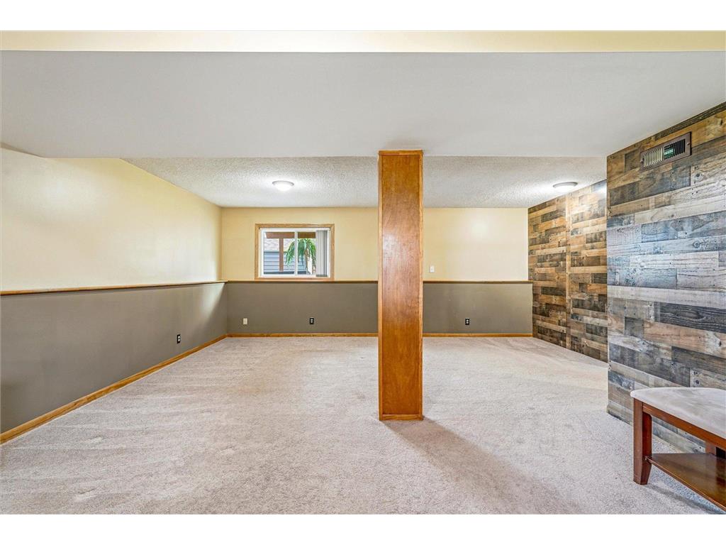 840 County Road D East Little Canada MN 55109 7062663 image24