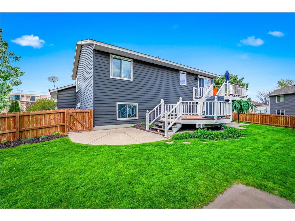 840 County Road D East Little Canada MN 55109 7062663 image34