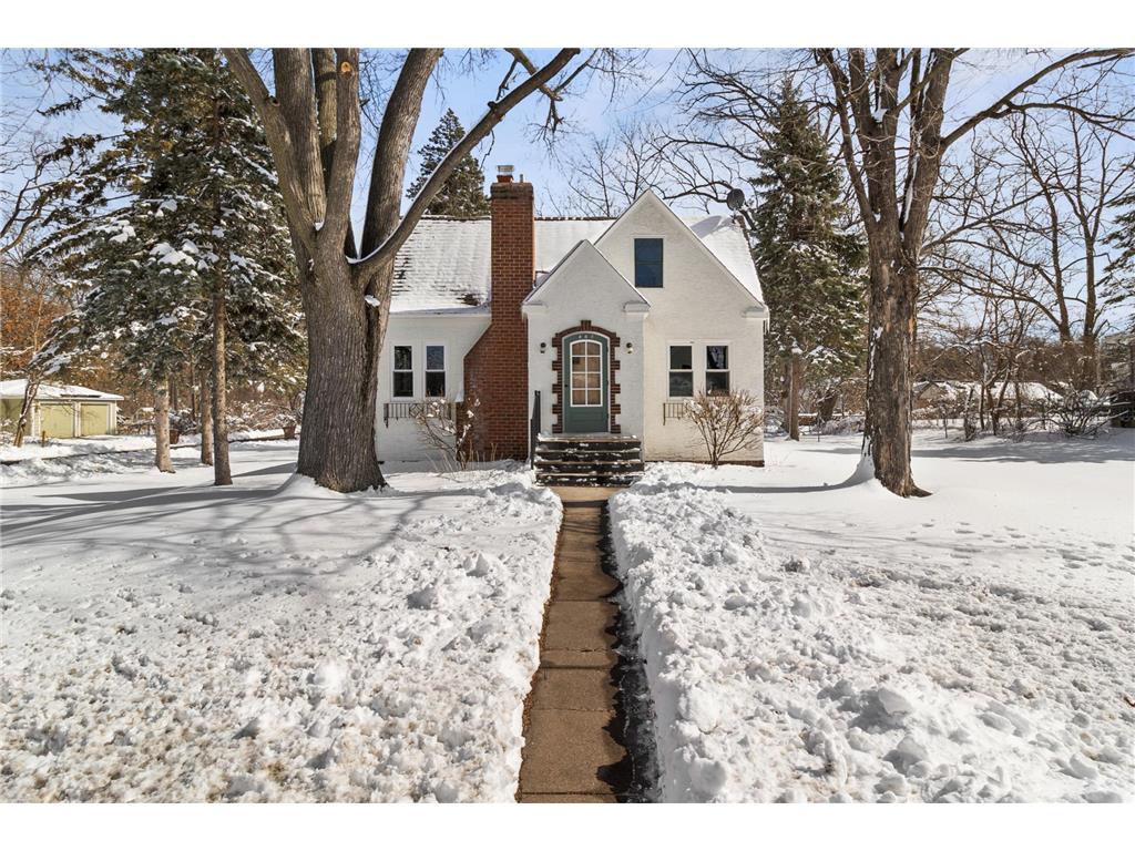 840 Mahtomedi Avenue Mahtomedi MN 55115 6677594 image1