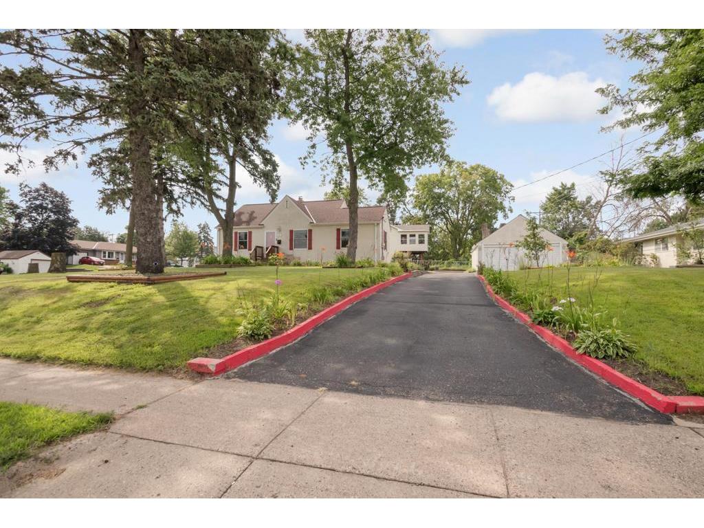 840 Mississippi Street NE Fridley MN 55432 6774627 image1