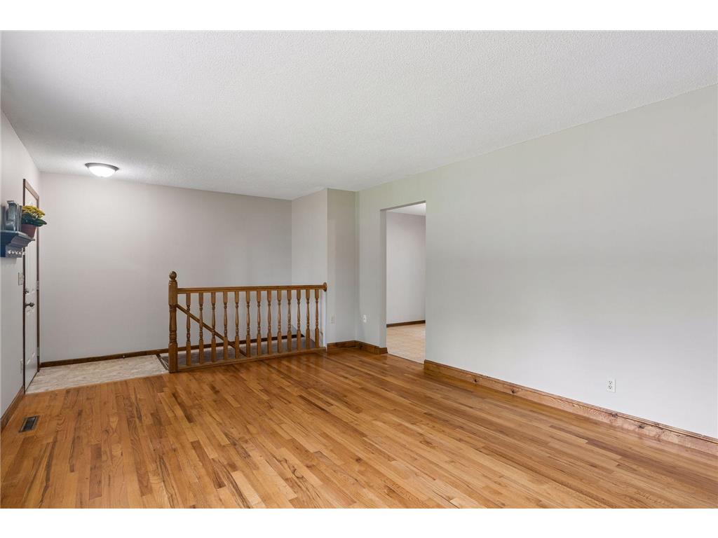840 Oak Ridge Trail NE Blaine MN 55434 7081122 image10