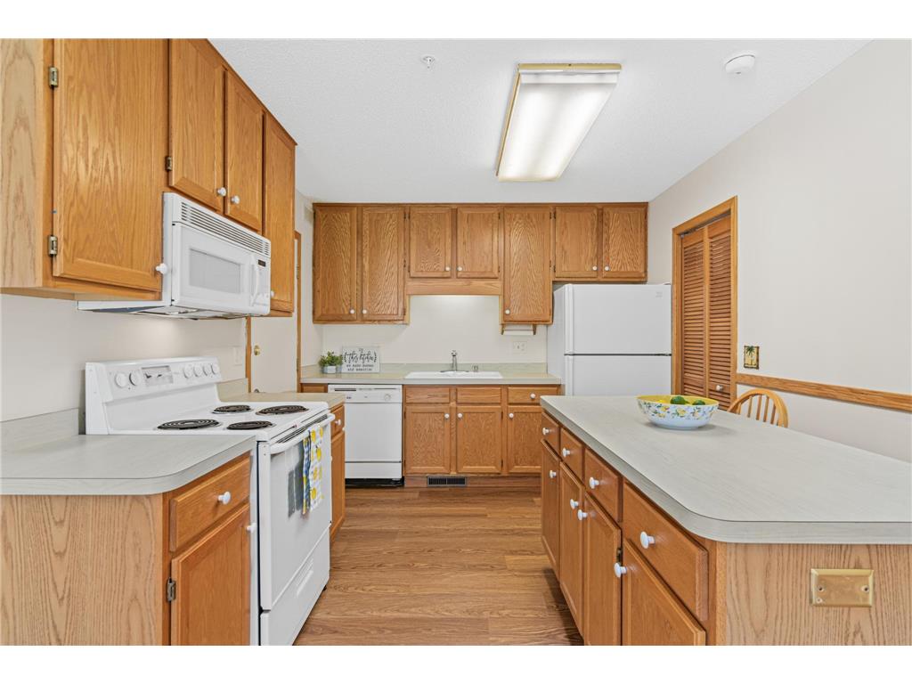 840 Old Town Drive New Brighton MN 55112 7054859 image6