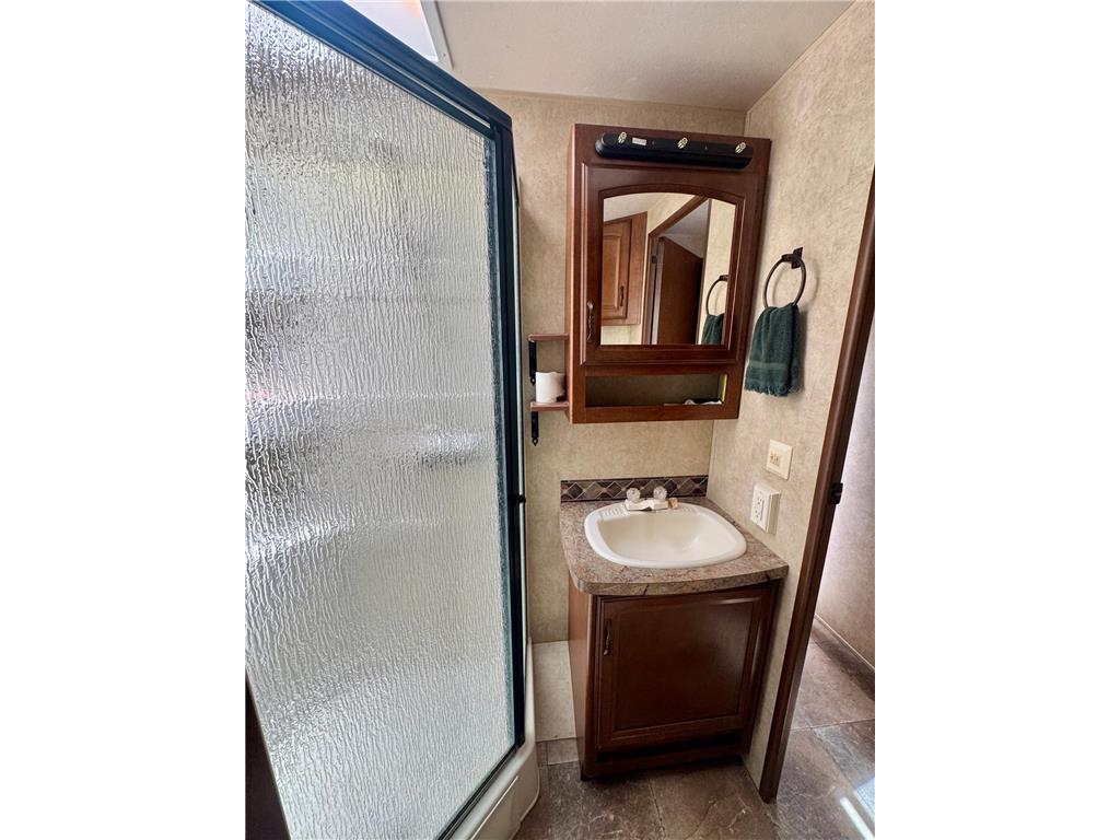 8400 N Shore Drive New London Twp MN 56288 - Green 7096757 image15