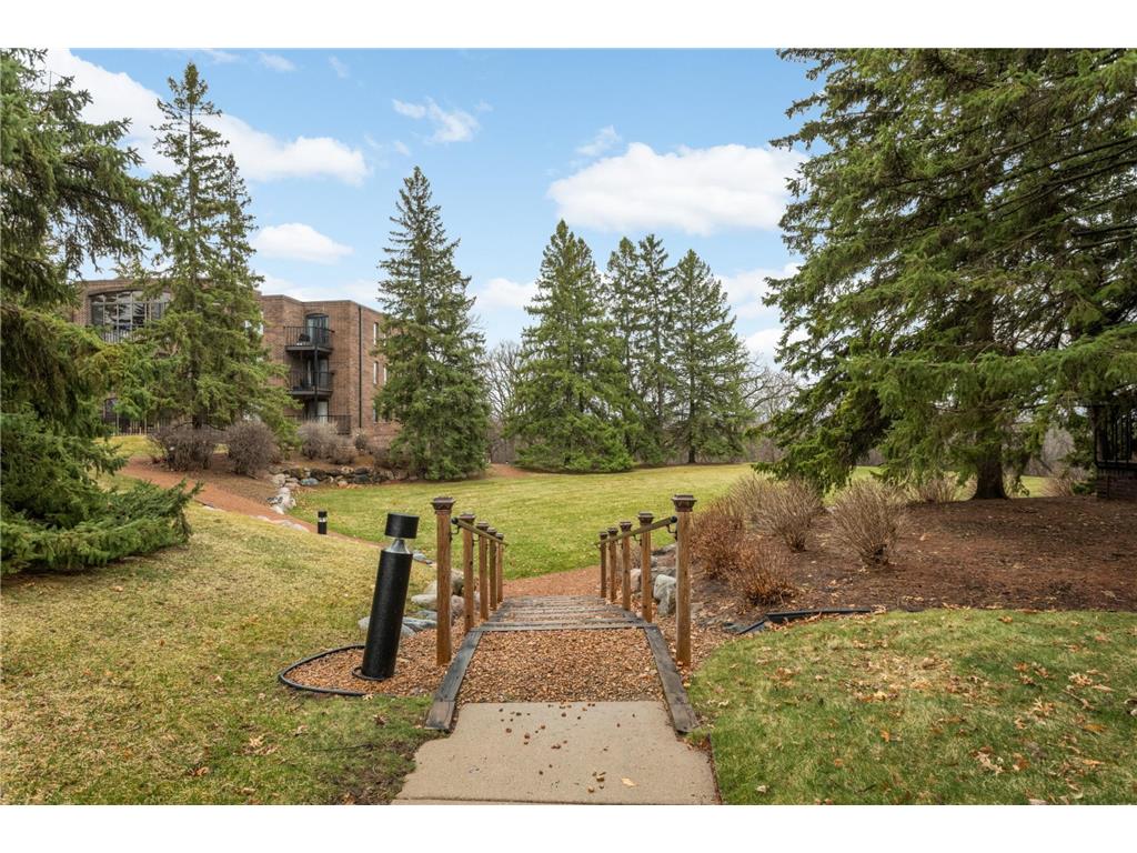 8400 Pennsylvania Road #130 Bloomington MN 55438 7051611 image32