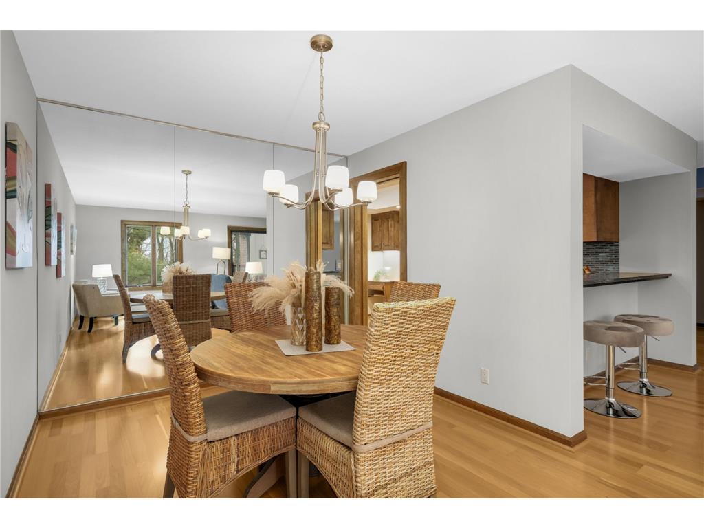 8400 Pennsylvania Road #130 Bloomington MN 55438 7051611 image4