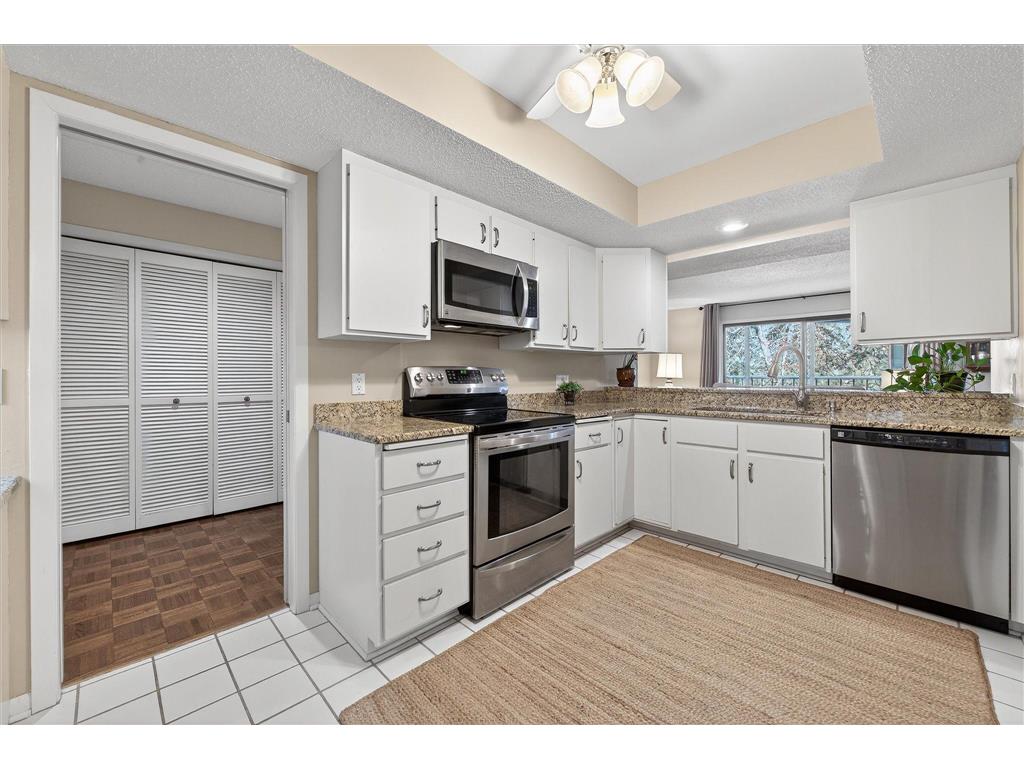 8400 Pennsylvania Road #227 Bloomington MN 55438 7016070 image20