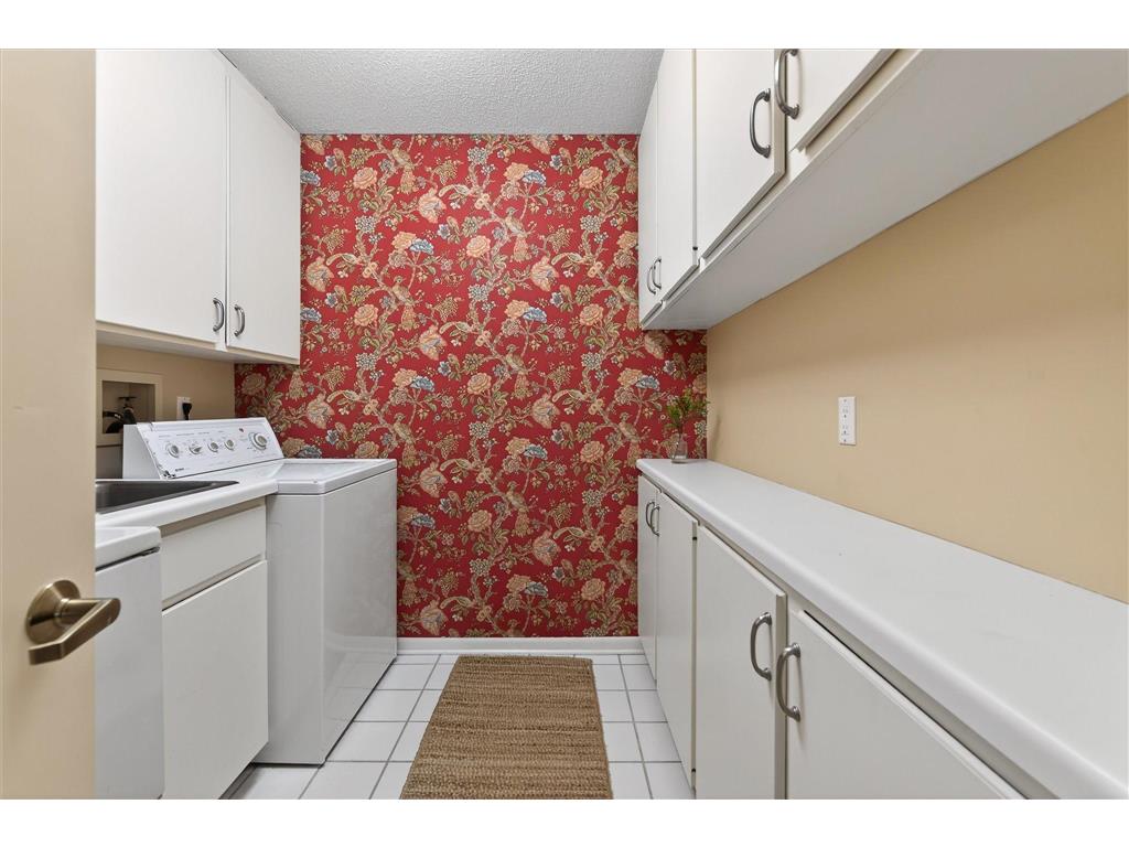 8400 Pennsylvania Road #227 Bloomington MN 55438 7016070 image24