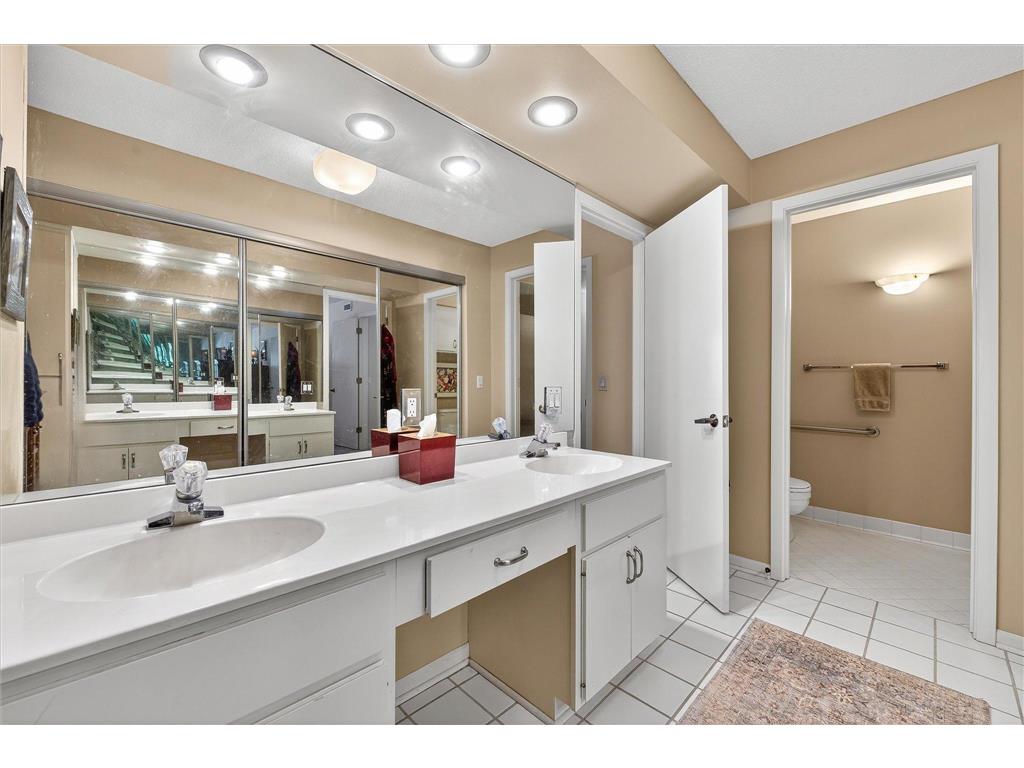 8400 Pennsylvania Road #227 Bloomington MN 55438 7016070 image35