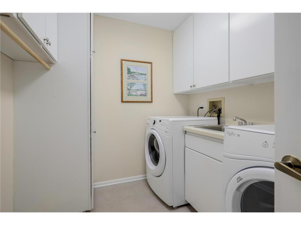 8400 Pennsylvania Road #328 Bloomington MN 55438 7029302 image21