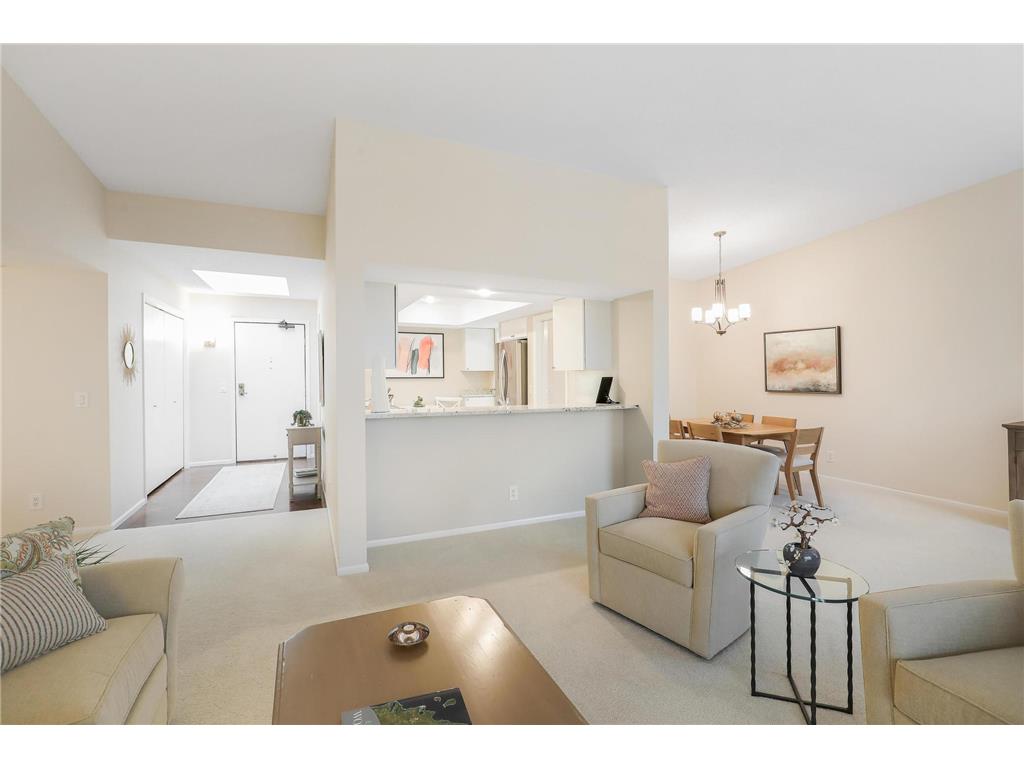 8400 Pennsylvania Road #328 Bloomington MN 55438 7029302 image4