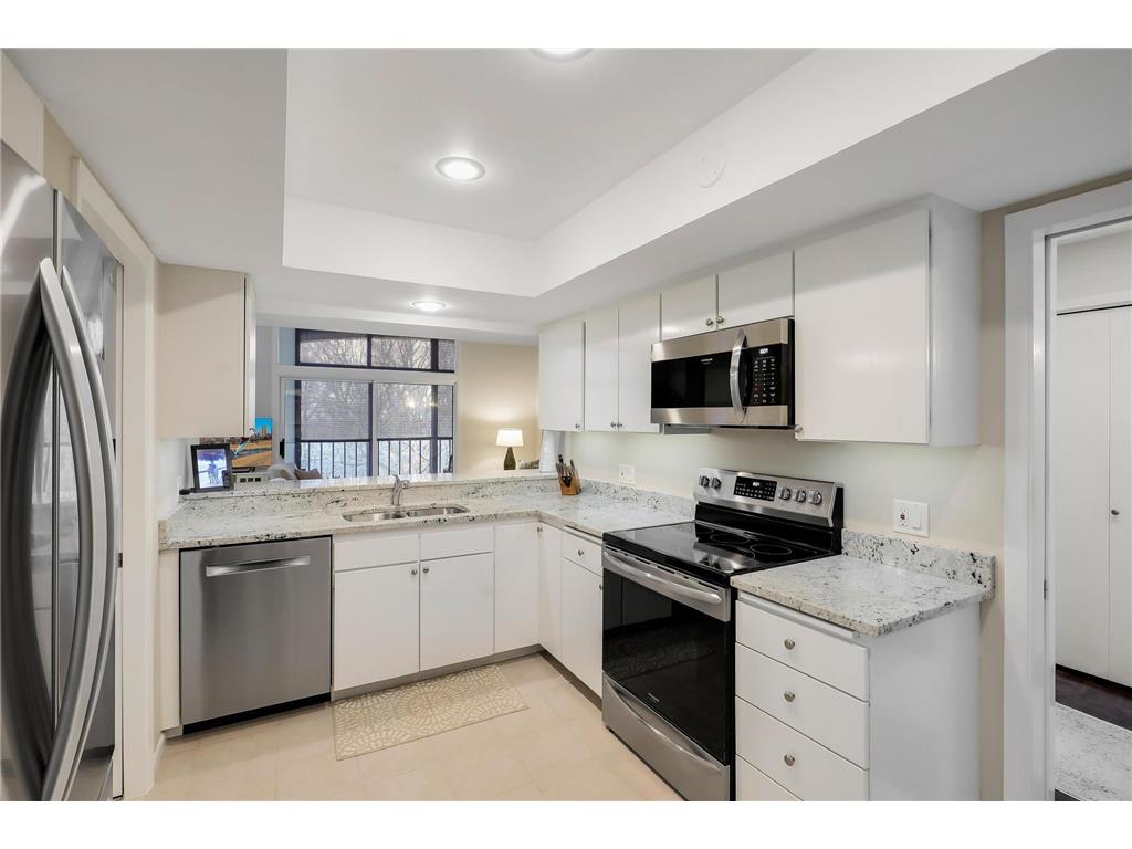 8400 Pennsylvania Road #328 Bloomington MN 55438 7029302 image6