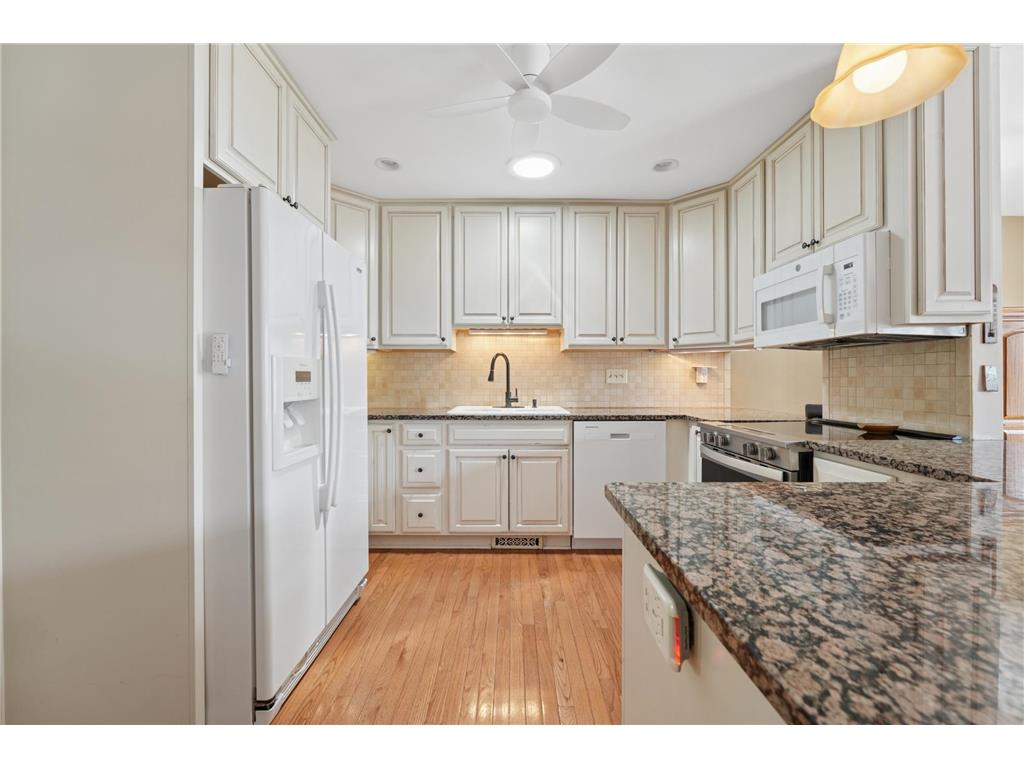 8401 137th Court Apple Valley MN 55124 7061468 image3