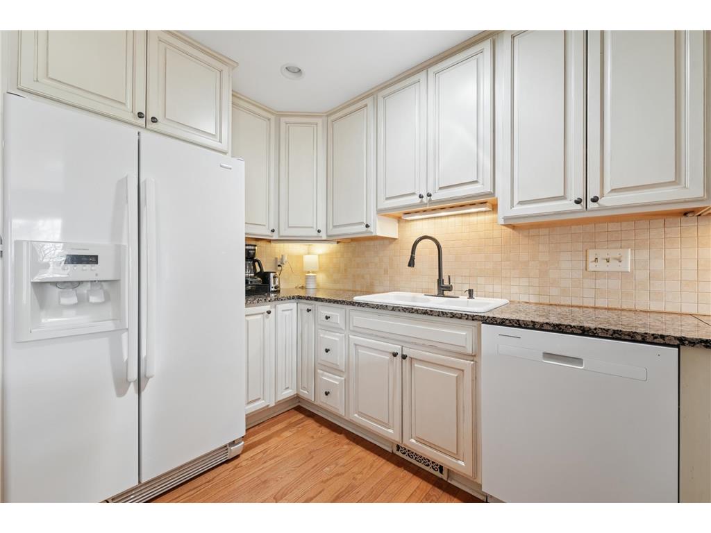 8401 137th Court Apple Valley MN 55124 7061468 image4