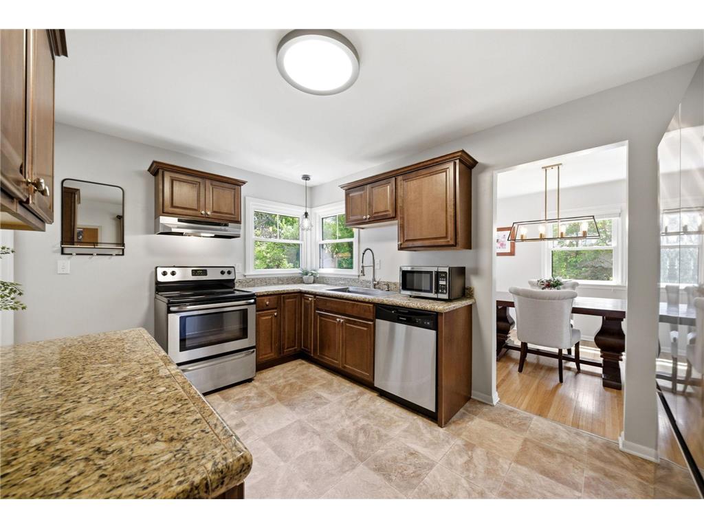 8401 15th Avenue S Bloomington MN 55425 7083229 image11