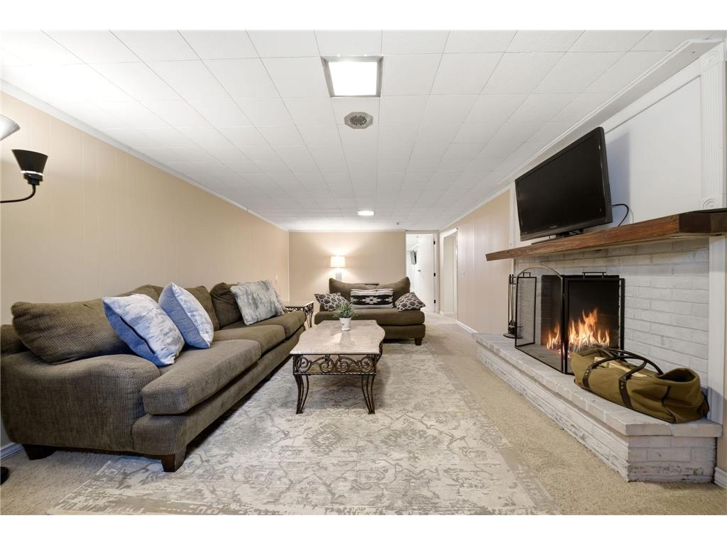 8401 15th Avenue S Bloomington MN 55425 7083229 image25