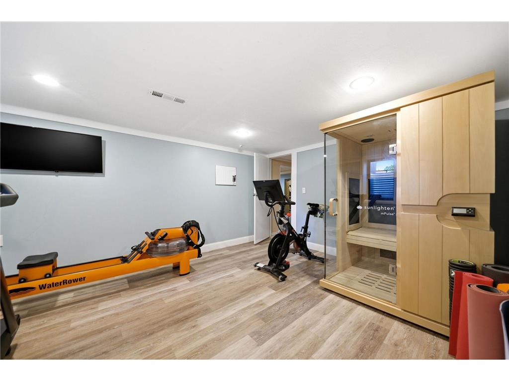 8401 15th Avenue S Bloomington MN 55425 7083229 image28