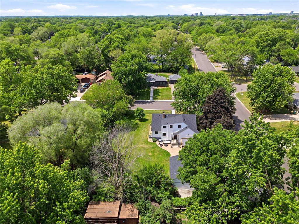 8401 15th Avenue S Bloomington MN 55425 7083229 image38