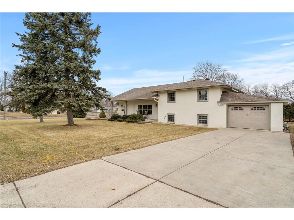 8401 2nd Avenue S Bloomington MN 55420 6487778 image1