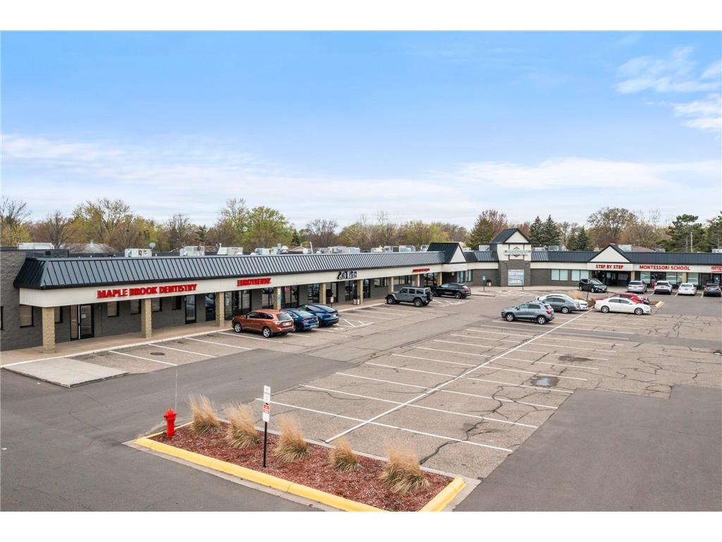 8401 W Broadway Avenue Brooklyn Park MN 55445 6740263 image2