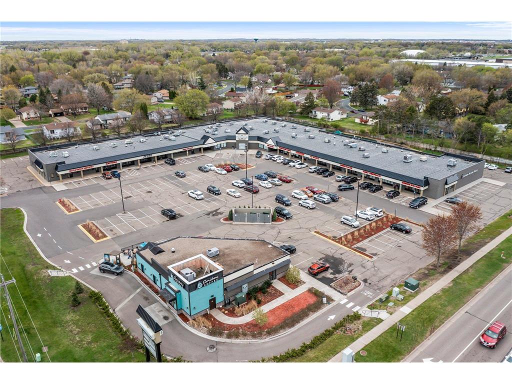 8401 W Broadway Avenue Brooklyn Park MN 55445 6740263 image3